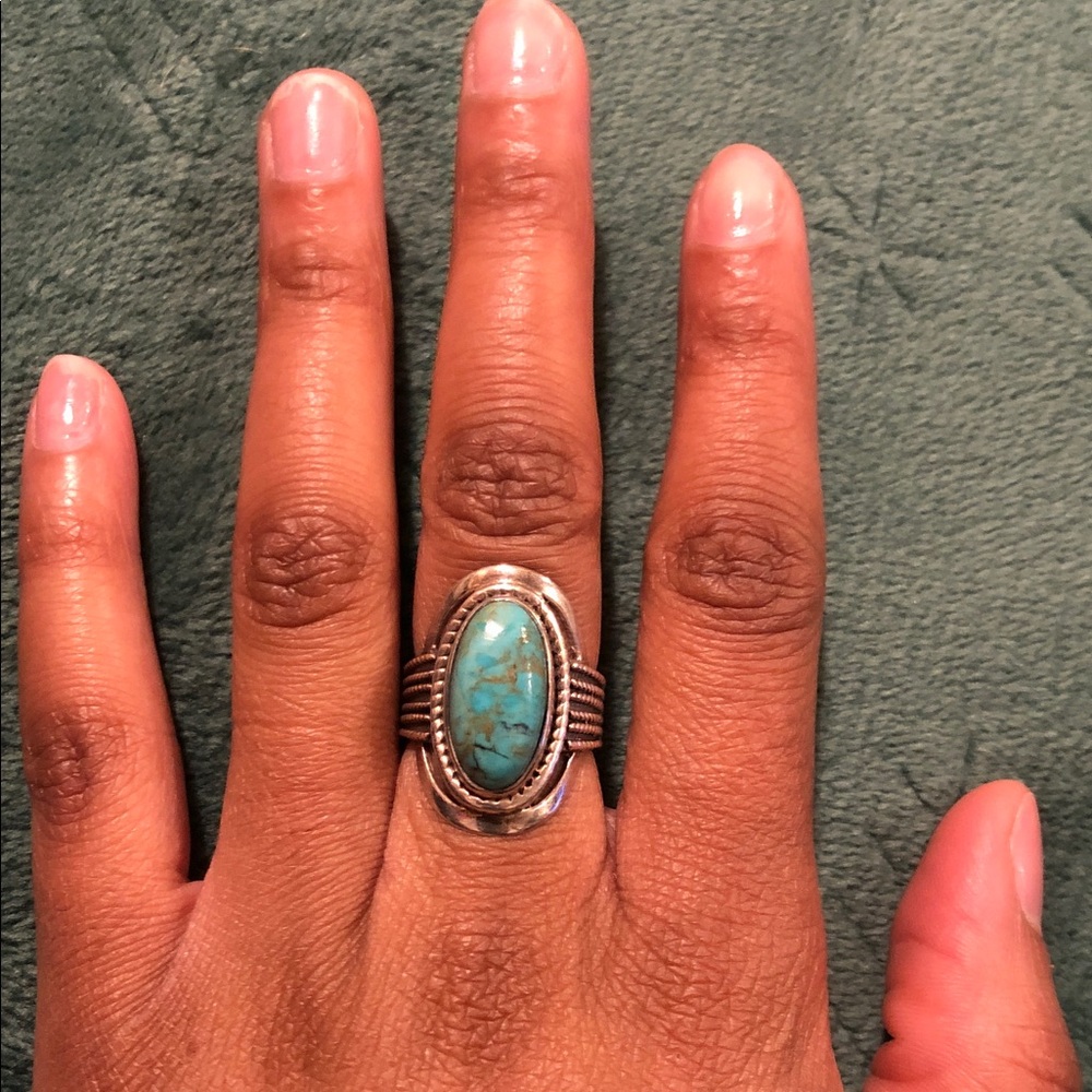 Turquoise Silver Ring - Picture 4 of 4